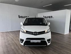 Schaumweiß Gebraucht 2021 Toyota Proace Verso Comfort Kombi | 36.900 € (Fairer Preis)