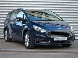 Blau Gebraucht 2020 Ford S-MAX Titanium Van / Kleinbus | 17.900 € (Guter Preis)