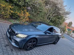 Grau Gebraucht 2019 Mercedes C220 AMG line Limousine | 17.500 € (Teuer)