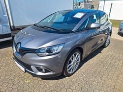 Grau Gebraucht 2016 Renault Scénic III Experience Van / Kleinbus | 9.990 € (Fairer Preis)