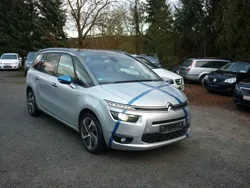 Grau Gebraucht 2015 Citroën C4 Exclusive Van / Kleinbus | 6.990 € (Guter Preis)