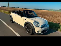 Beige Gebraucht 2011 Mini Cooper Cabriolet Cabrio | 8.700 € (Guter Preis)