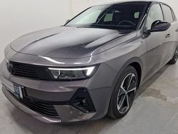 Grau Gebraucht 2024 Opel Astra GS Line Limousine | 21.450 € (Guter Preis)