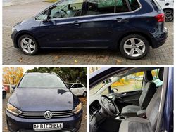 Blau Gebraucht 2016 VW Golf Sportsvan Highline Van / Kleinbus | 12.489 € (Guter Preis)