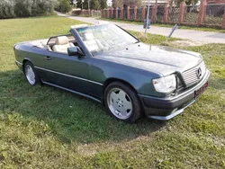 Grün Gebraucht 1992 Mercedes E300 AMG Cabrio | 30.000 €