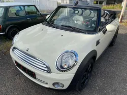 Pepper white Gebraucht 2010 Mini Cooper Cabriolet Cabrio | 5.990 € (Guter Preis)