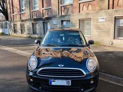Schwarz Gebraucht 2013 Mini ONE Kleinwagen | 5.100 € (Etwas zu teuer)