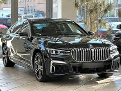 Schwarz metallic Gebraucht 2020 BMW 745e M Sport Limousine | 57.960 €