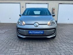 Silber Gebraucht 2015 VW up! CLUB Kleinwagen | 10.599 € (Fairer Preis)