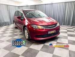 Velvet red pearl Gebraucht 2021 Chrysler Pacifica SUV | 27.890 €
