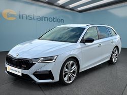 Weiß Gebraucht 2021 Skoda Octavia RS Kombi | 26.499 € (Fairer Preis)