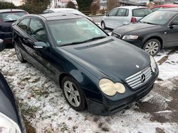 Blau Gebraucht 2004 Mercedes 200 Coupé | 2.990 € (Guter Preis)