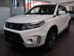 Weiß Gebraucht 2021 Suzuki Vitara SUV | 15.970 € (Guter Preis)