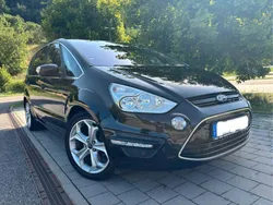 Schwarz Gebraucht 2013 Ford S-MAX Titanium Van / Kleinbus | 10.300 € (Fairer Preis)