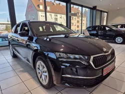Black (metallic) Neu 2025 Skoda Octavia Kombi | 29.980 € (Superpreis)