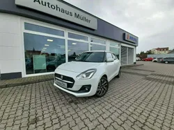 Weiss Gebraucht 2024 Suzuki Swift Comfort Kleinwagen | 17.649 € (Etwas zu teuer)