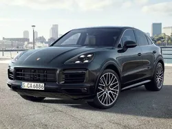 Tiefschwarzmetallic Gebraucht 2021 Porsche Cayenne S SUV | 74.880 € (Fairer Preis)