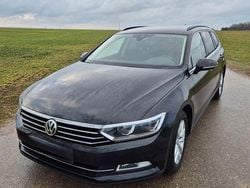 Schwarz Gebraucht 2018 VW Passat Comfortline Kombi | 14.999 € (Guter Preis)