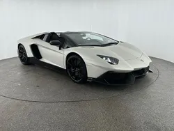 Weiß Gebraucht 2015 Lamborghini Aventador Cabrio | 575.000 €