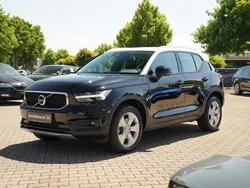 Onyx black / metallic Gebraucht 2019 Volvo XC40 Momentum SUV | 26.889 € (Guter Preis)