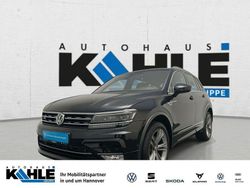Deep black perleffekt Gebraucht 2017 VW Tiguan Highline SUV | 25.990 € (Etwas zu teuer)