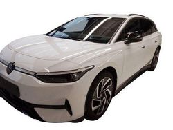 Weiß Gebraucht 2024 VW ID.7 Pro Kombi | 49.990 € (Teuer)