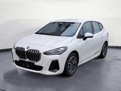 Weiß Gebraucht 2024 BMW 218 Active Tourer M Sport Van / Kleinbus | 31.930 € (Fairer Preis)