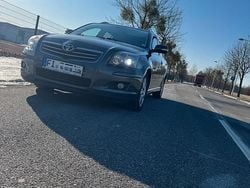 Grau Gebraucht 2006 Toyota Avensis T2 Kombi | 1.750 € (Fairer Preis)