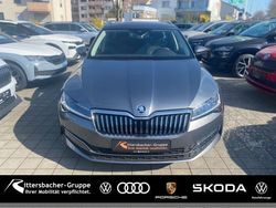 (graphitegrau metallic) Gebraucht 2022 Skoda Superb Style Kombi | 21.980 € (Fairer Preis)