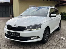 Weiß Gebraucht 2015 Skoda Fabia Kombi | 5.300 € (Guter Preis)