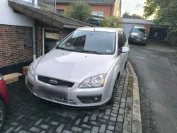 Silber Gebraucht 2006 Ford Focus Kombi | 2.000 € (Fairer Preis)