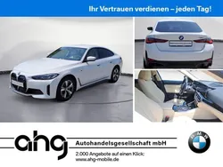 Weiß Gebraucht 2023 BMW i4 Sport Line Limousine | 39.930 € (Fairer Preis)