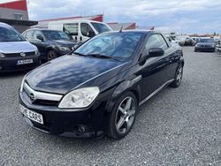 Schwarz Gebraucht 2007 Opel Tigra Edition Cabrio | 3.490 € (Teuer)