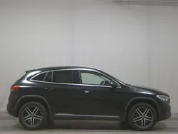 Schwarz Gebraucht 2021 Mercedes GLA200 Progressive SUV | 25.980 € (Guter Preis)