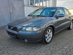 Schwarz Gebraucht 2002 Volvo S60 Limousine | 2.990 € (Fairer Preis)
