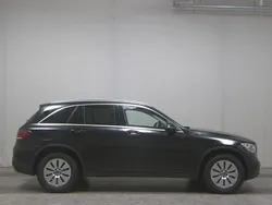 Schwarz Gebraucht 2021 Mercedes GLC300 SUV | 25.980 € (Superpreis)