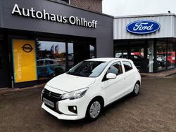 Weiß Gebraucht 2021 Mitsubishi Space Star Plus Limousine | 10.790 € (Fairer Preis)