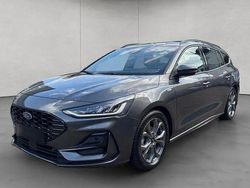 Grau Gebraucht 2024 Ford Focus ST-Line Kombi | 22.890 € (Superpreis)