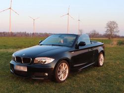 Schwarz Gebraucht 2013 BMW 118 Cabriolet Cabrio | 11.700 € (Teuer)