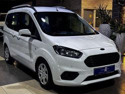 Weiß Gebraucht 2020 Ford Tourneo Courier Trend Van / Kleinbus | 12.400 € (Fairer Preis)