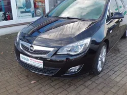 Schwarz Gebraucht 2010 Opel Astra Sport Limousine | 6.490 € (Teuer)