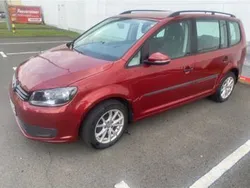 Rot Gebraucht 2014 VW Touran Van / Kleinbus | 6.900 € (Superpreis)