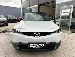 Weiß Gebraucht 2022 Mazda MX30 Comfort SUV | 16.800 € (Fairer Preis)