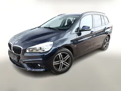 Blau Gebraucht 2018 BMW 218 Sport Line Kombi | 16.988 € (Etwas zu teuer)