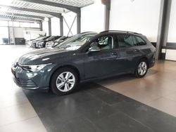 Grau Gebraucht 2020 VW Golf VIII Life Kombi | 18.890 € (Fairer Preis)