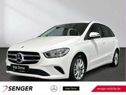 Weiß Gebraucht 2021 Mercedes B250e Style Van / Kleinbus | 22.990 € (Superpreis)