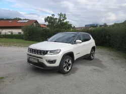 Weiß Gebraucht 2019 Jeep Compass Limited SUV | 20.900 € (Fairer Preis)