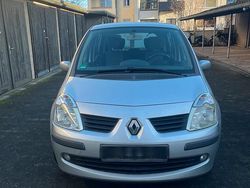 Silber Gebraucht 2007 Renault Modus Van / Kleinbus | 1.990 €