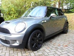Grau Gebraucht 2009 Mini Cooper S Sport Kleinwagen | 6.450 €