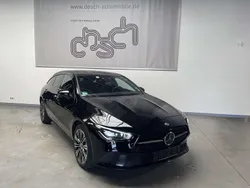 Nachtschwarz Gebraucht 2021 Mercedes CLA200 Night Kombi | 23.490 € (Fairer Preis)